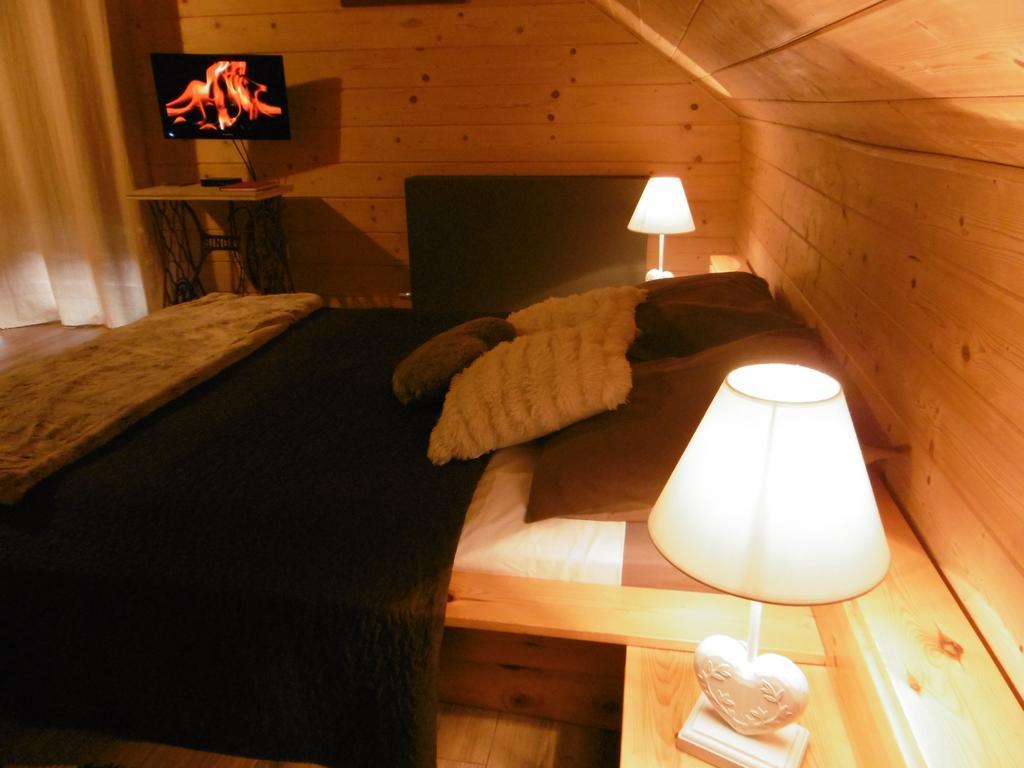 Gite Au Coeur Du Chalet En Belledonne Vers Prapoutel Les 7 Laux Sainte-Agnès Стая снимка